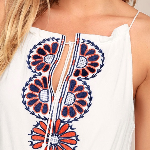 Barcelona Beauty Ivory Embroidered Romper - Picture 3 of 4